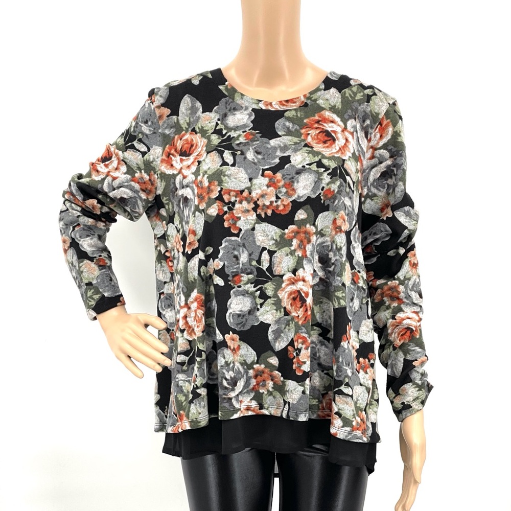 BOBEAU FLORAL LAYERED KNIT SWEATER